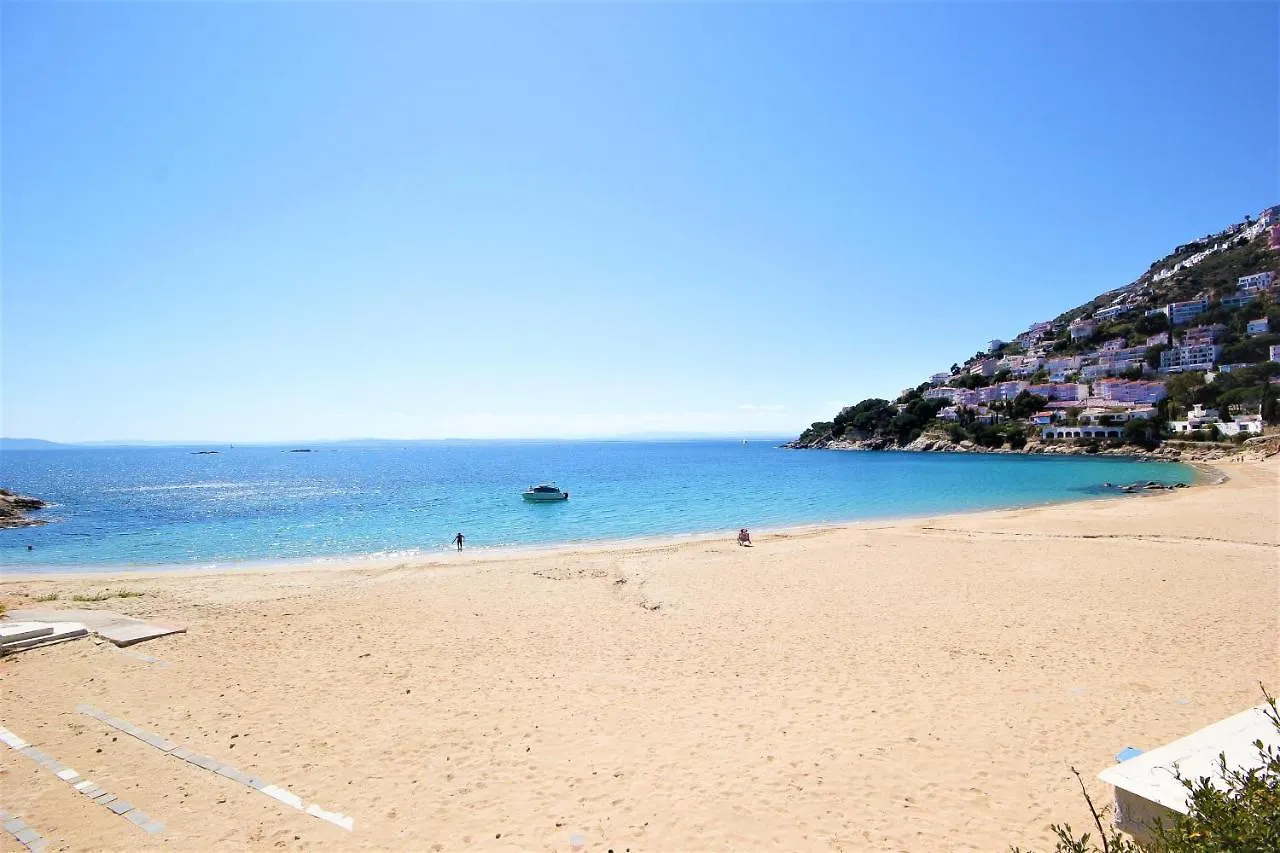 Apartment Diaz Pacheco 35 Canyelles Roses - Barneda Spain